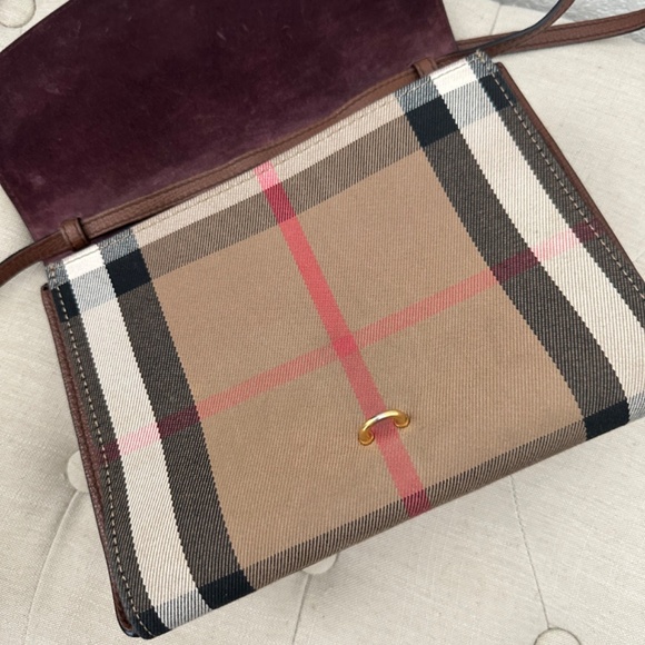 Authentic BURBERRY Macken Crossbody Bag Leather and House Check Canvas - Picture 11 of 12